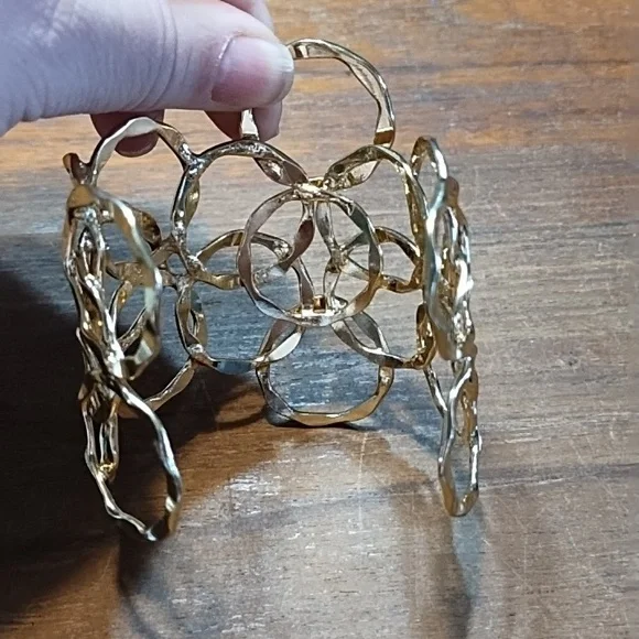 Three Cuff Style Bracelets, Etched Copper, Filigree Gold & Silver Colour - Picture 12 of 12